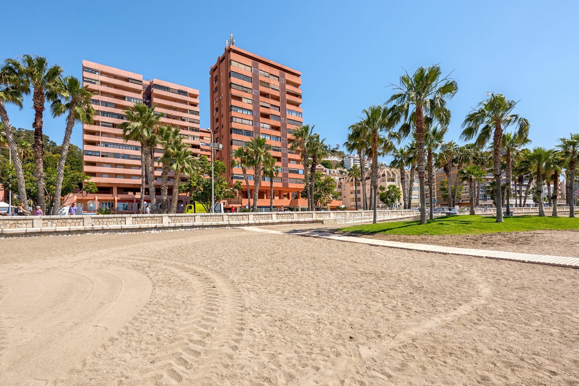 Iloftmalaga Miramar Apartment ภายนอก รูปภาพ